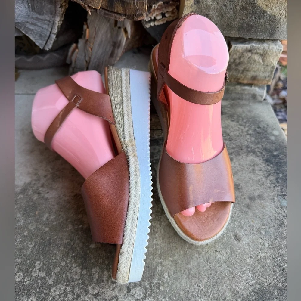 Bertuchi Women's Brown Leather Espadrille Wedge Sandals Ankle Strap Sz-40(9.5) P